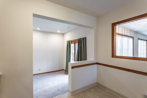 630 Morton St, Hoffman Estates, IL 60169 photo 15