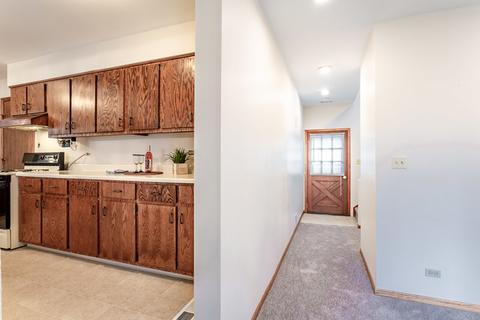 630 Morton St, Hoffman Estates, IL 60169 photo 16