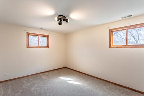 630 Morton St, Hoffman Estates, IL 60169 photo 18