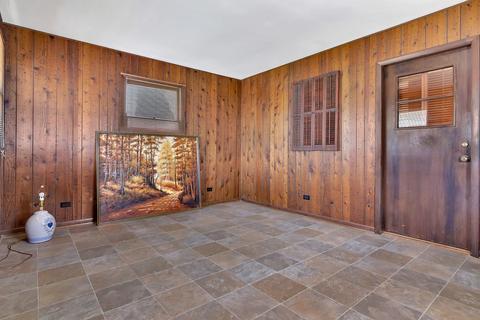 665 Ludlow Ave, Elgin, IL 60120 photo 21