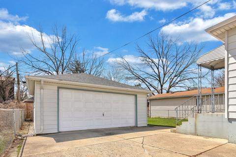 665 Ludlow Ave, Elgin, IL 60120 photo 27