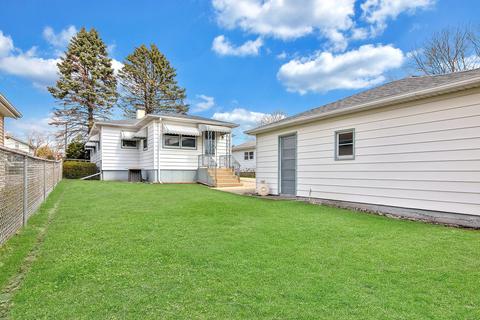 665 Ludlow Ave, Elgin, IL 60120 photo 26