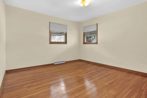 665 Ludlow Ave, Elgin, IL 60120 photo 10