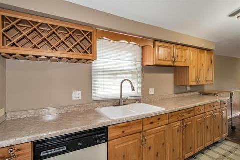1071 S 8th Ave, Kankakee, IL 60901 photo 8
