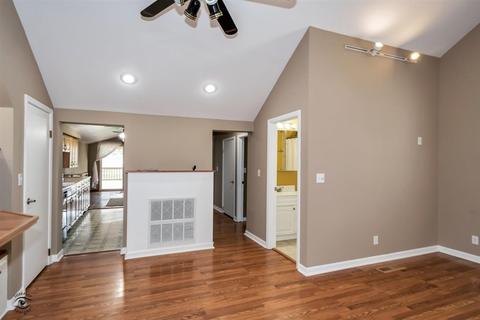 1071 S 8th Ave, Kankakee, IL 60901 photo 6