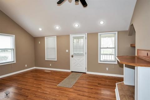 1071 S 8th Ave, Kankakee, IL 60901 photo 5