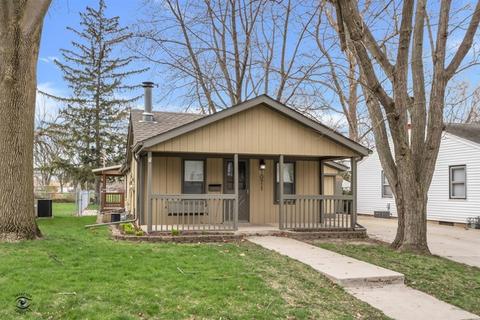1071 S 8th Ave, Kankakee, IL 60901 photo 2