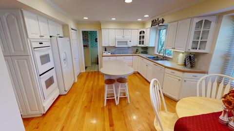 109 Devon Ln, Naperville, IL 60540 photo 3