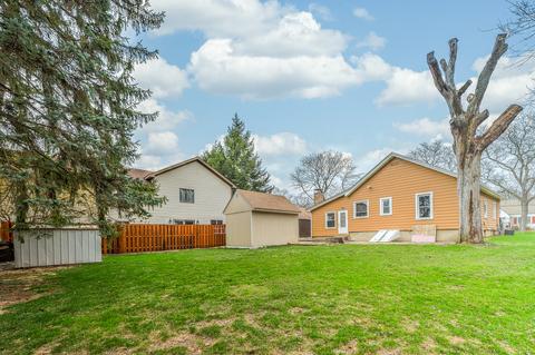 1124 Hill Ave, Elgin, IL 60120 photo 6