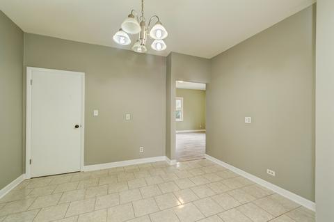 1124 Hill Ave, Elgin, IL 60120 photo 14