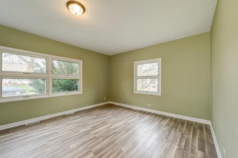 1124 Hill Ave, Elgin, IL 60120 photo 32
