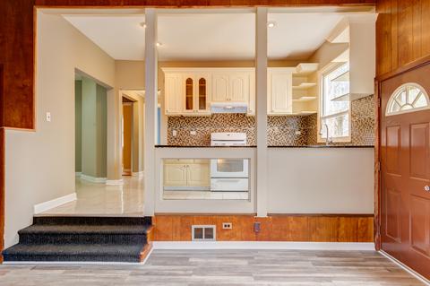 1124 Hill Ave, Elgin, IL 60120 photo 25