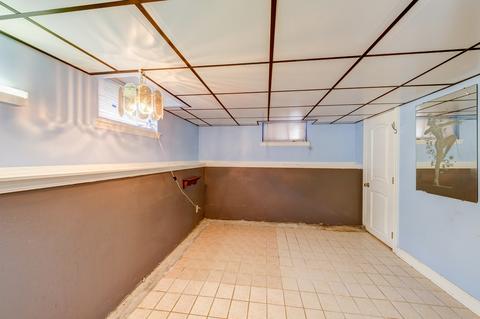 1124 Hill Ave, Elgin, IL 60120 photo 52
