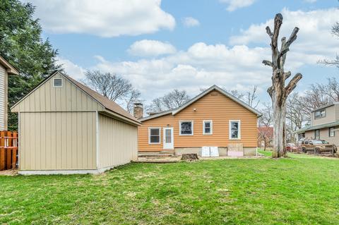 1124 Hill Ave, Elgin, IL 60120 photo 5