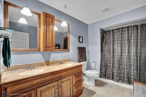 5540 Maple Ln, Midlothian, IL 60445 photo 18
