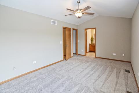 2014 Jeffrey Ln, Elgin, IL 60123 photo 21