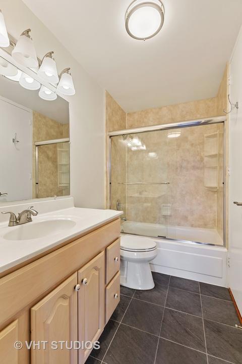 100 E Walton St #16F, Chicago, IL 60611 photo 32