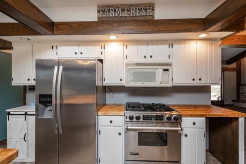 310 S Oak St, Forrest, IL 61741 photo 5