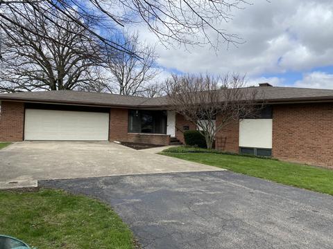310 S Oak St, Forrest, IL 61741 photo 1