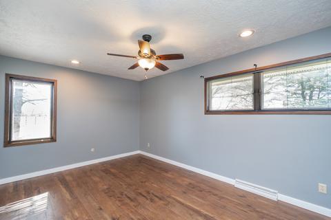 310 S Oak St, Forrest, IL 61741 photo 12