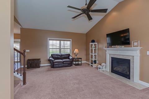 1165 Duck Horn Dr, Normal, IL 61761 photo 2