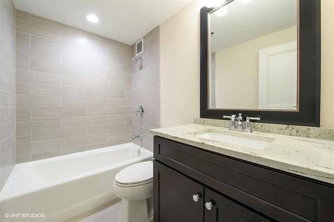 100 E Huron St #4201, Chicago, IL 60611 photo 13