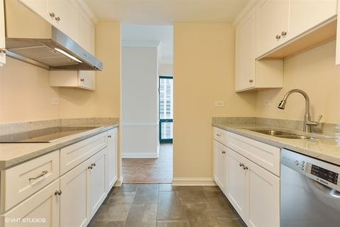 100 E Huron St #4201, Chicago, IL 60611 photo 7
