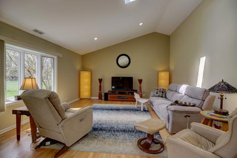 935 W Stearns Rd, Bartlett, IL 60103 photo 7
