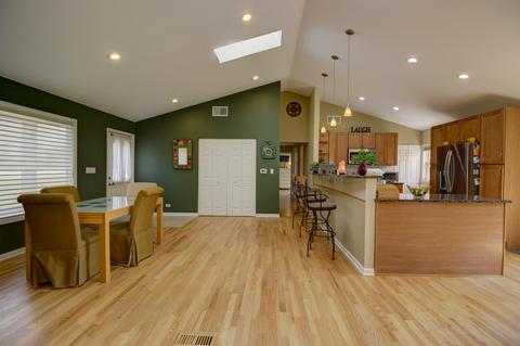 935 W Stearns Rd, Bartlett, IL 60103 photo 6