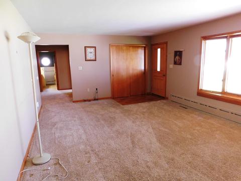 420 W Hack St, Cullom, IL 60929 photo 4