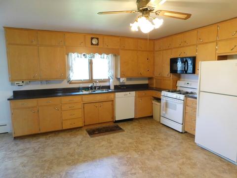 420 W Hack St, Cullom, IL 60929 photo 6