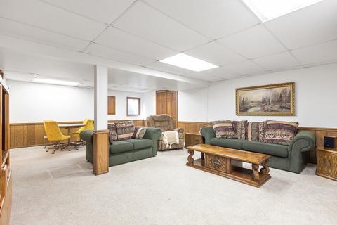 1968 Greensboro Dr, Wheaton, IL 60189 photo 17
