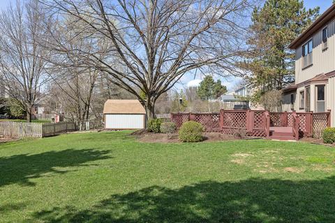 1968 Greensboro Dr, Wheaton, IL 60189 photo 27