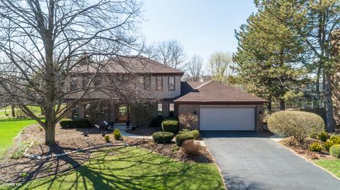 1968 Greensboro Dr, Wheaton, IL 60189 photo 2
