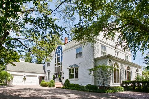 695 Prospect Ave, Winnetka, IL 60093 photo 1