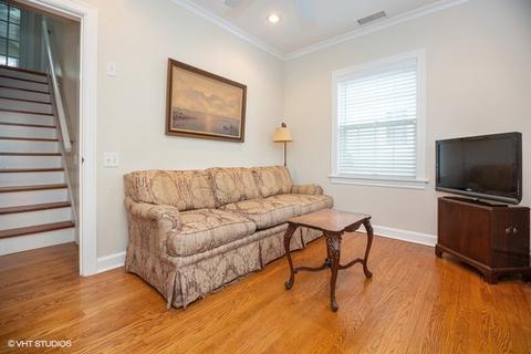 1831 Walnut Ave, Wilmette, IL 60091 photo 12