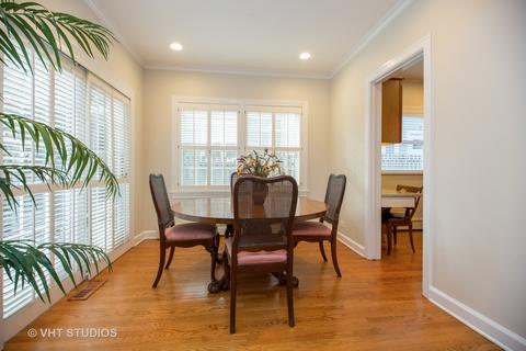 1831 Walnut Ave, Wilmette, IL 60091 photo 5