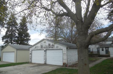 312 S Green St, Chenoa, IL 61726 photo 2