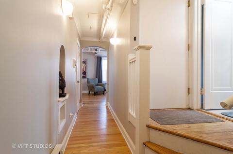 2159 W Argyle St #G, Chicago, IL 60625 photo 2