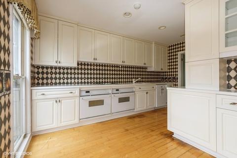 718 York Ct, Northbrook, IL 60062 photo 5