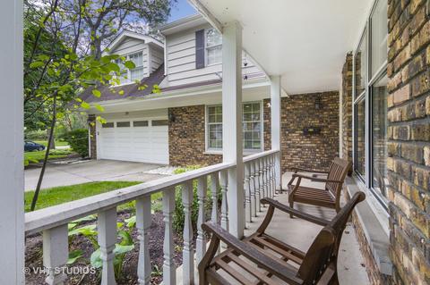 30 Cody Ln, Deerfield, IL 60015 photo 2