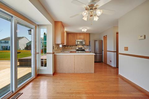 1614 Lake Pointe Ct, Plainfield, IL 60544 photo 2