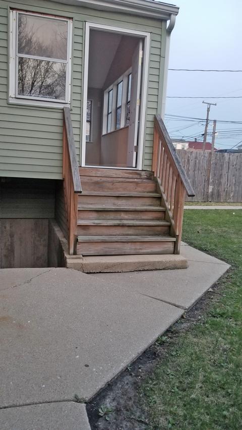 3653 W 57th St, Chicago, IL 60629 photo 3