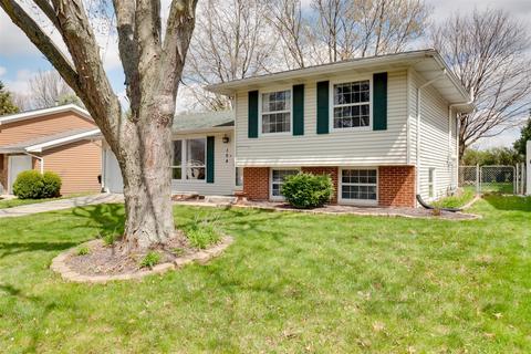 104 S Evergreen Ln, Bloomington, IL 61704 photo 2