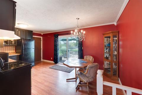 104 S Evergreen Ln, Bloomington, IL 61704 photo 5