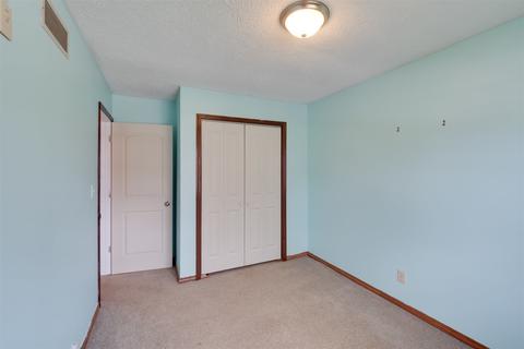 104 S Evergreen Ln, Bloomington, IL 61704 photo 15