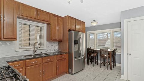 4954 S Kolin Ave, Chicago, IL 60632 photo 5