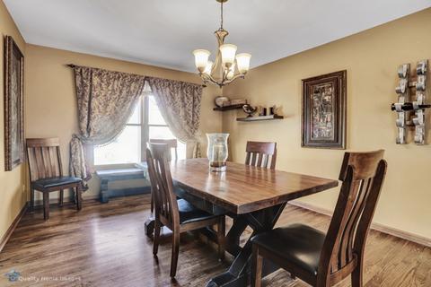 517 Parkside Dr, Elburn, IL 60119 photo 9