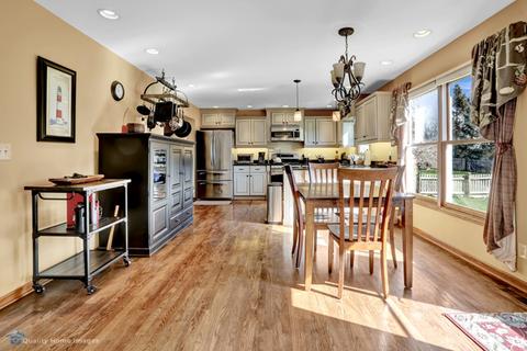 517 Parkside Dr, Elburn, IL 60119 photo 5