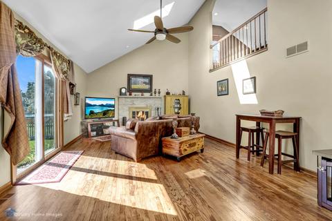 517 Parkside Dr, Elburn, IL 60119 photo 3